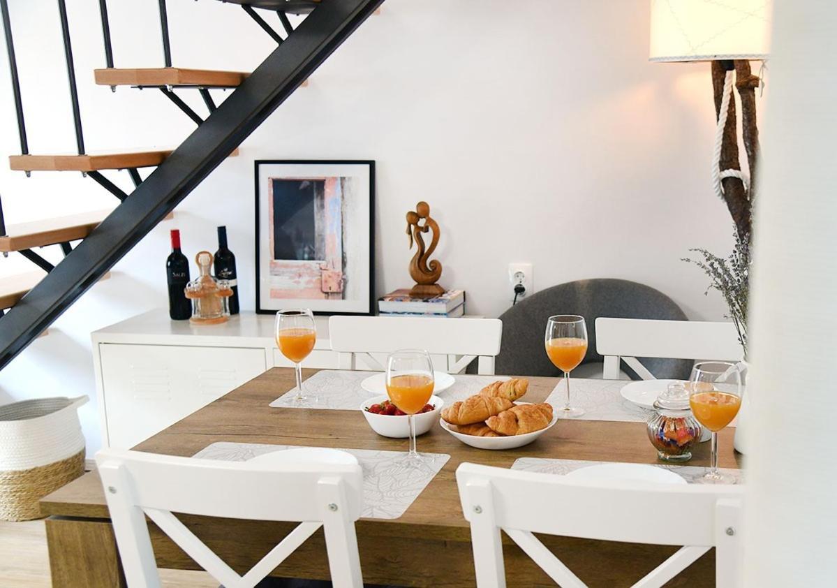 Apartment D & Studio L Dobrinj エクステリア 写真